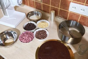 Higiene e organização na cozinha: técnica invisível, mas essencial